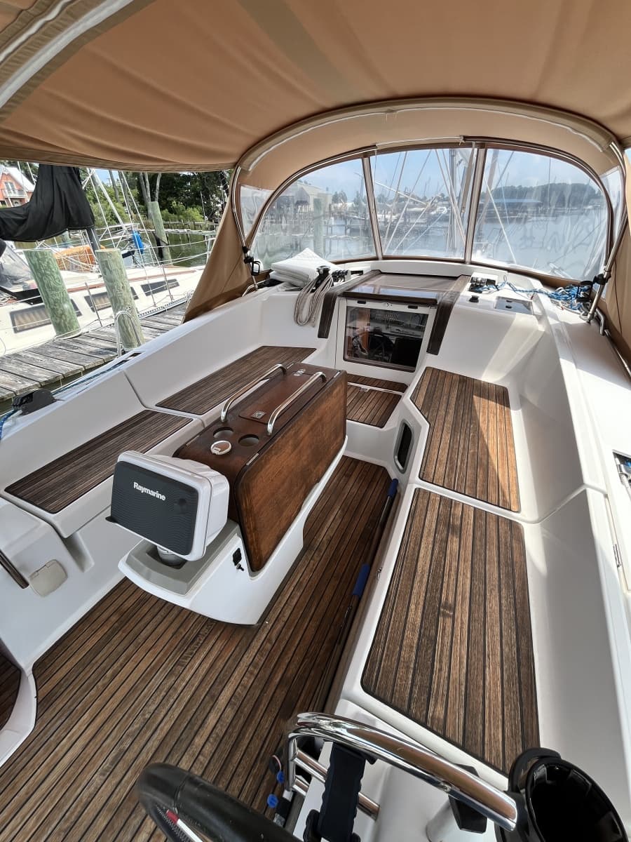 2015 Jeanneau 41 DS