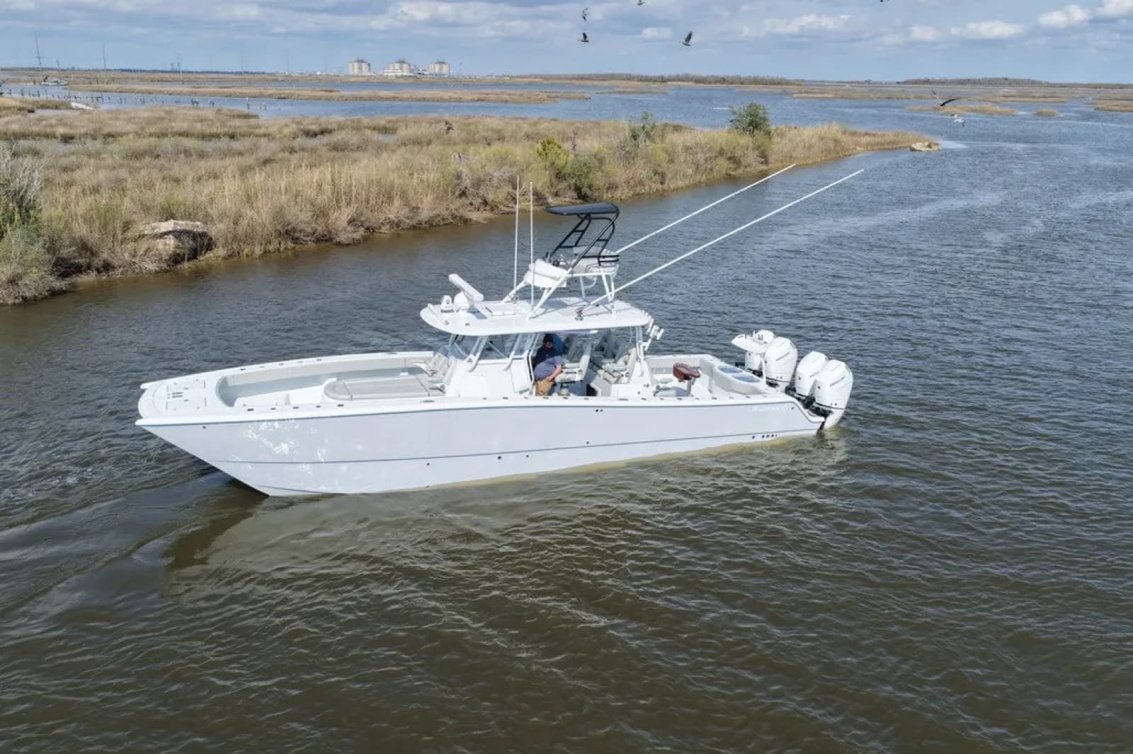 2025 Freeman 42LR