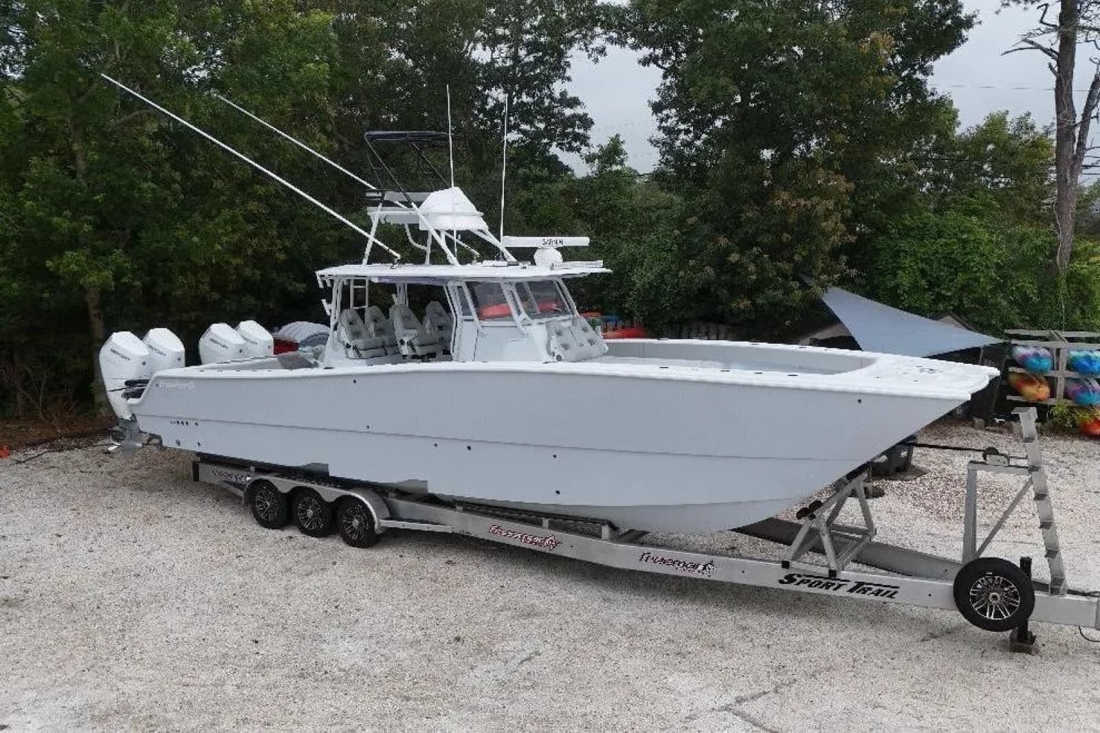 2025 Freeman 42LR