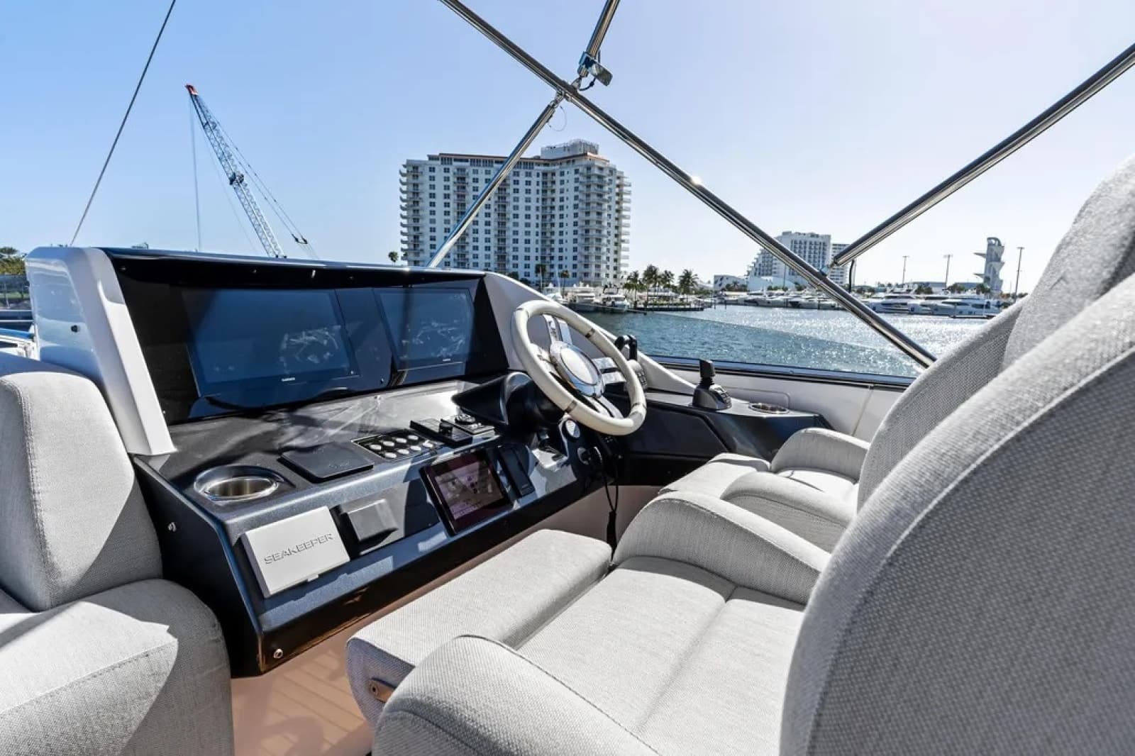 2024 Azimut 