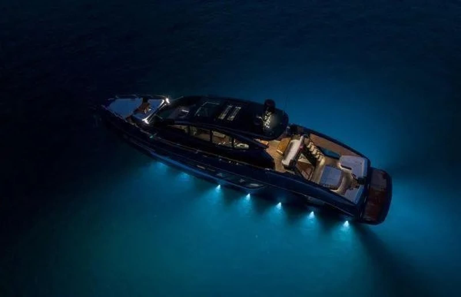 2023 Lazzara Yachts 