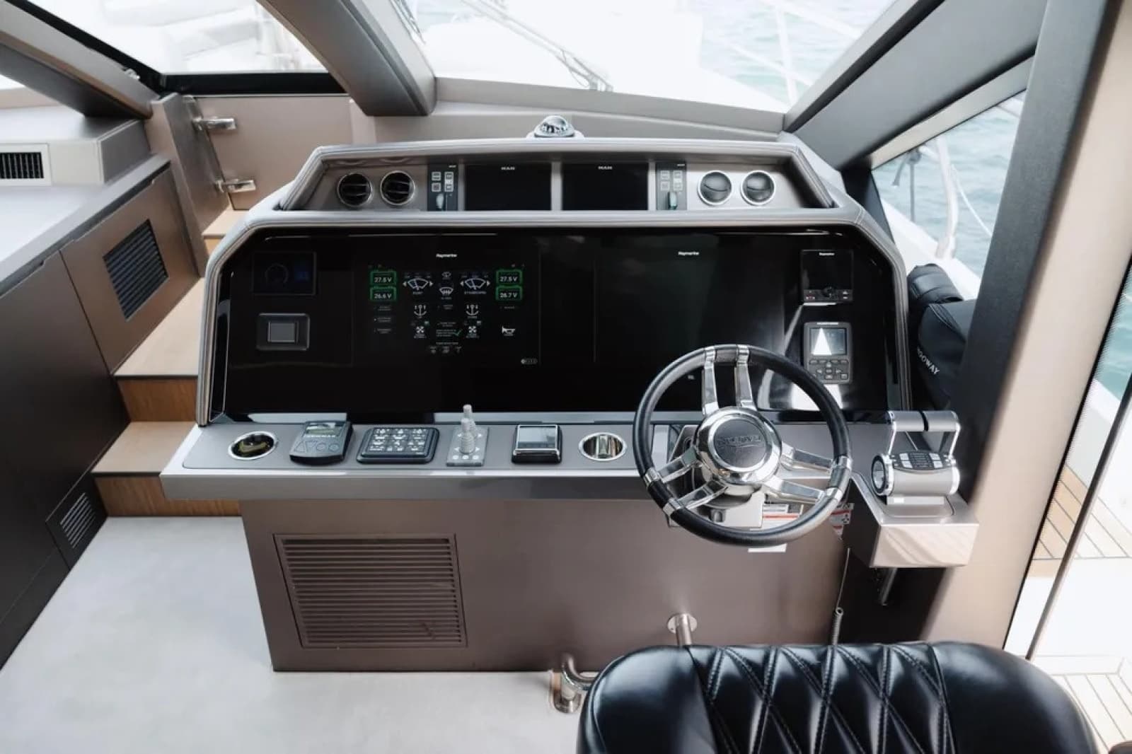 2023 Galeon 