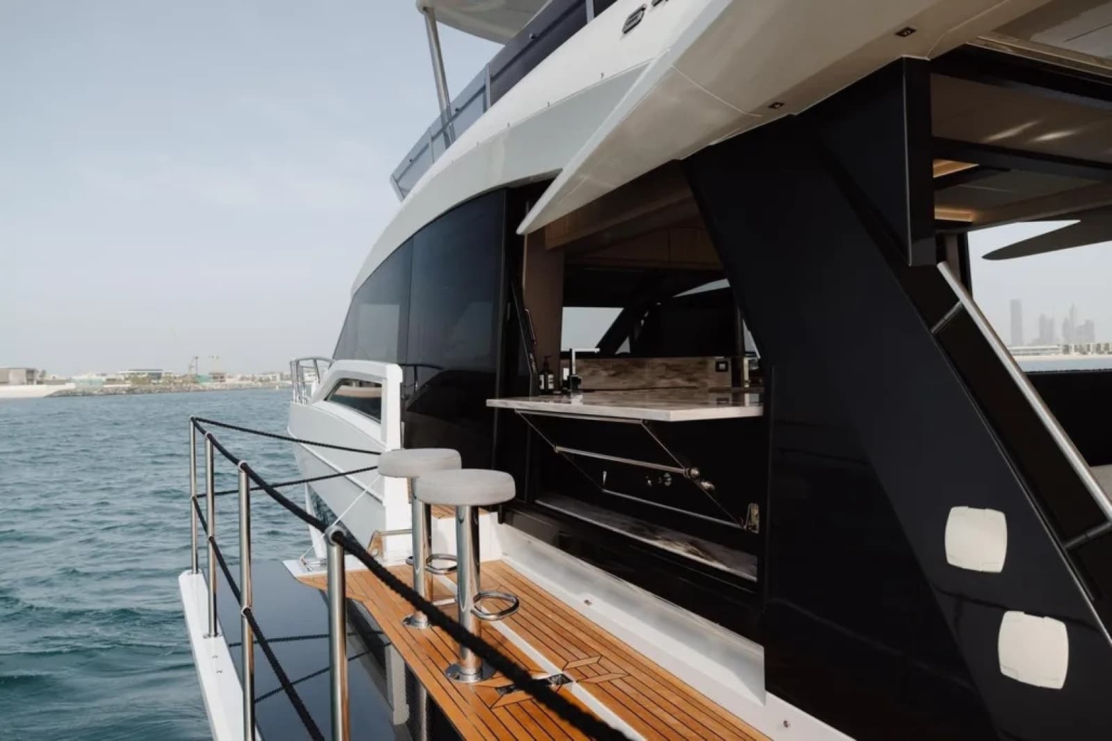 2023 Galeon 