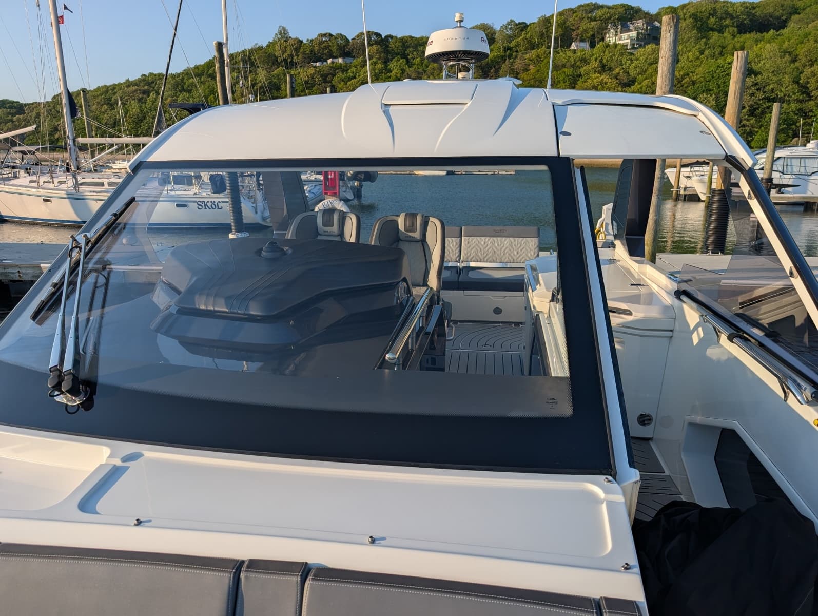 2022 Galeon 