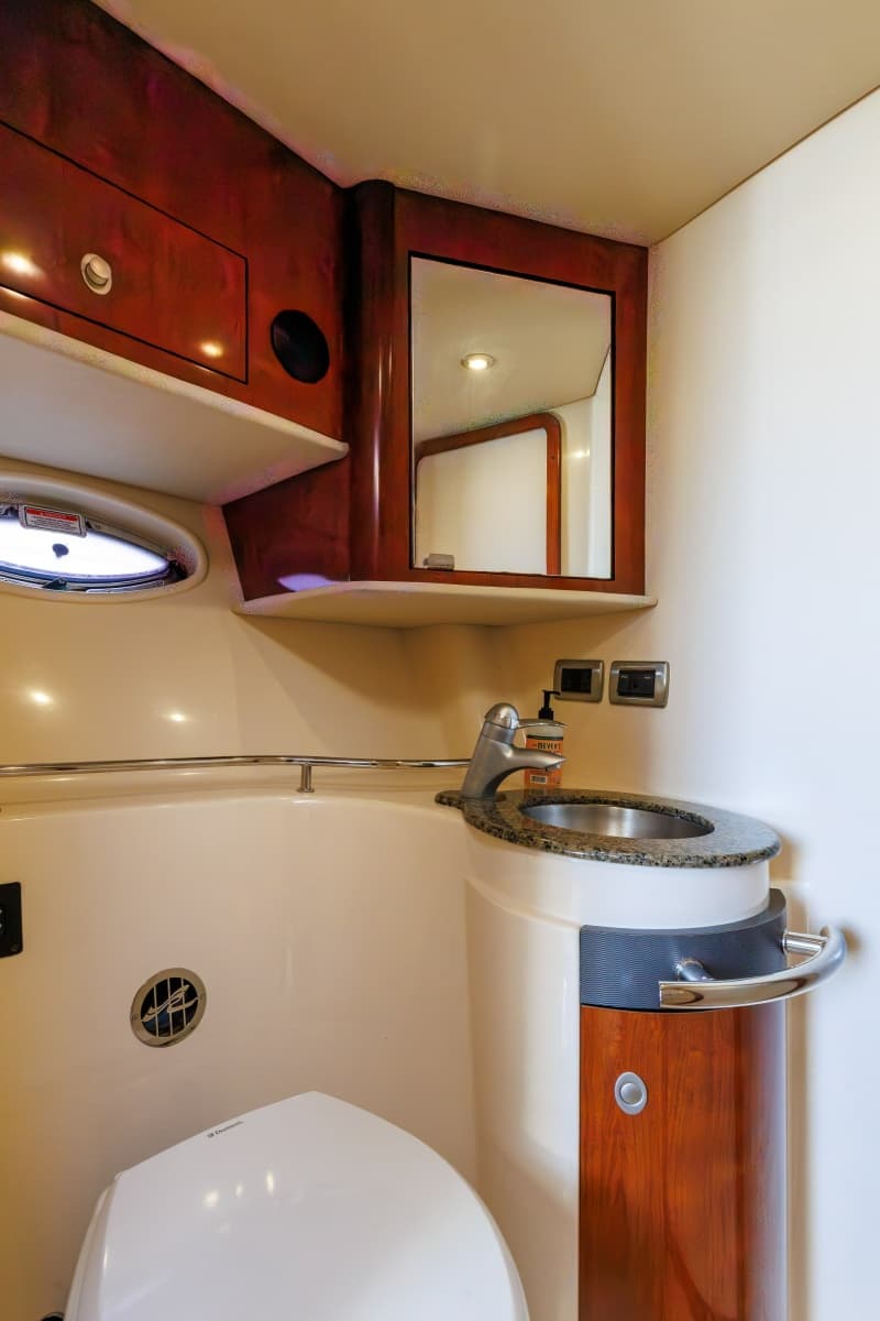 2005 Sea Ray 390 Sundancer