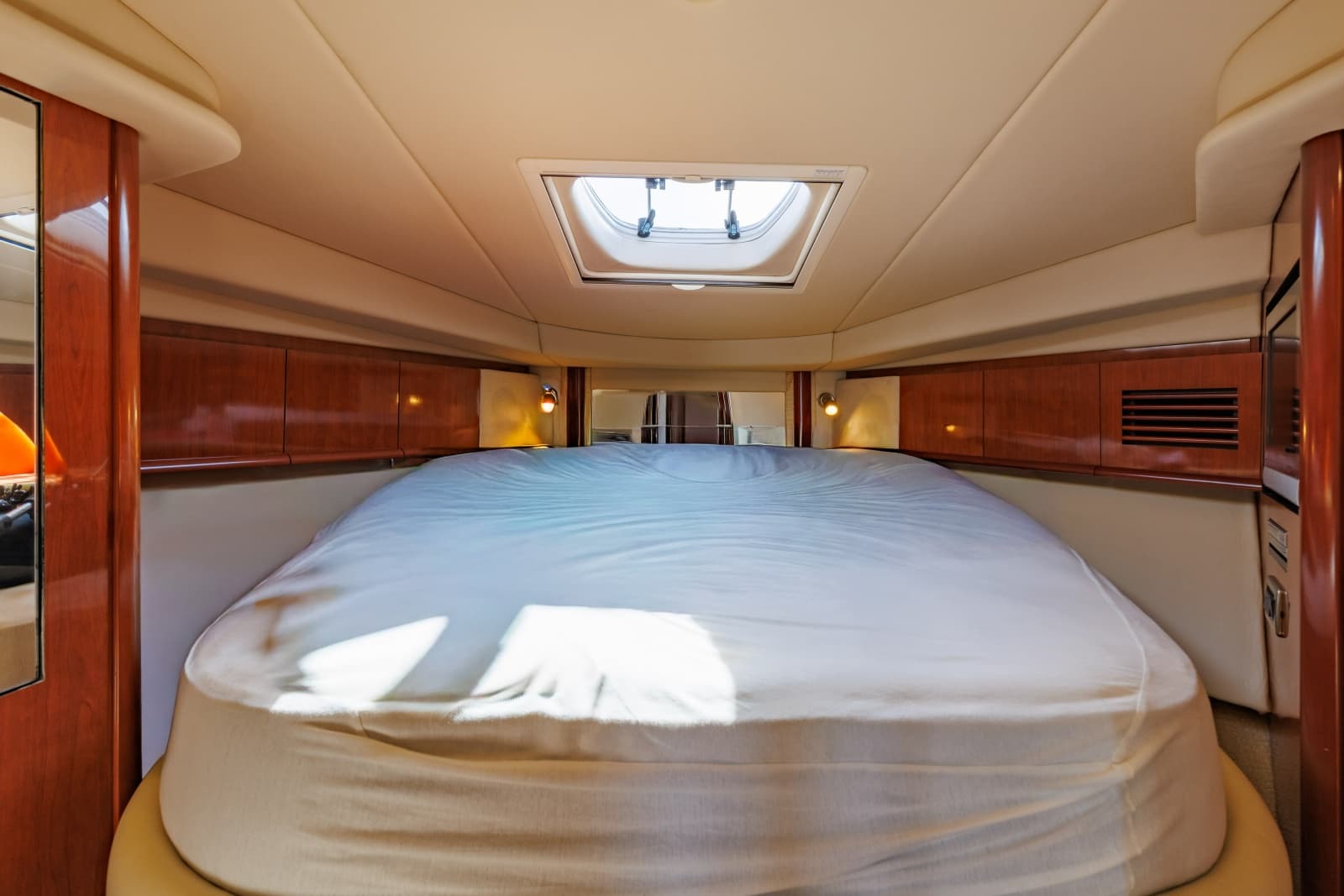 2005 Sea Ray 390 Sundancer