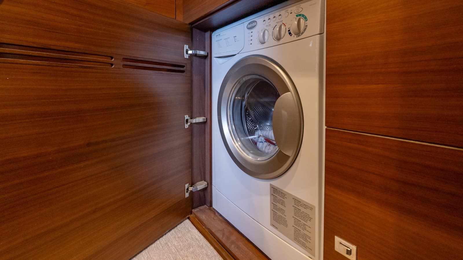 2014 Princess F52