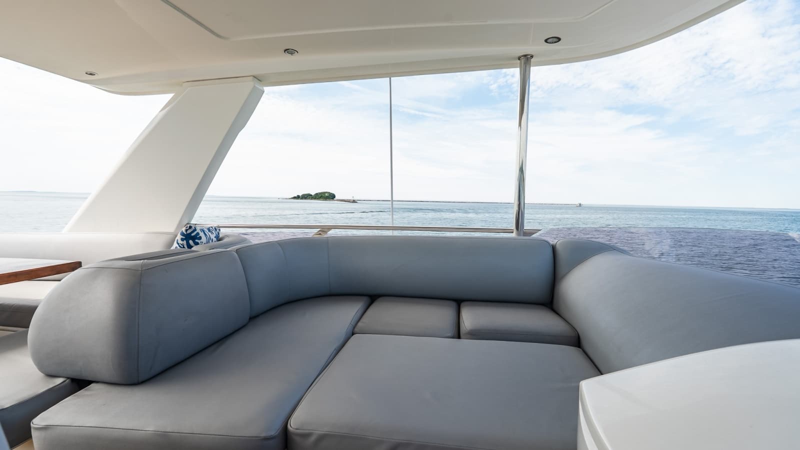 2014 Princess F52