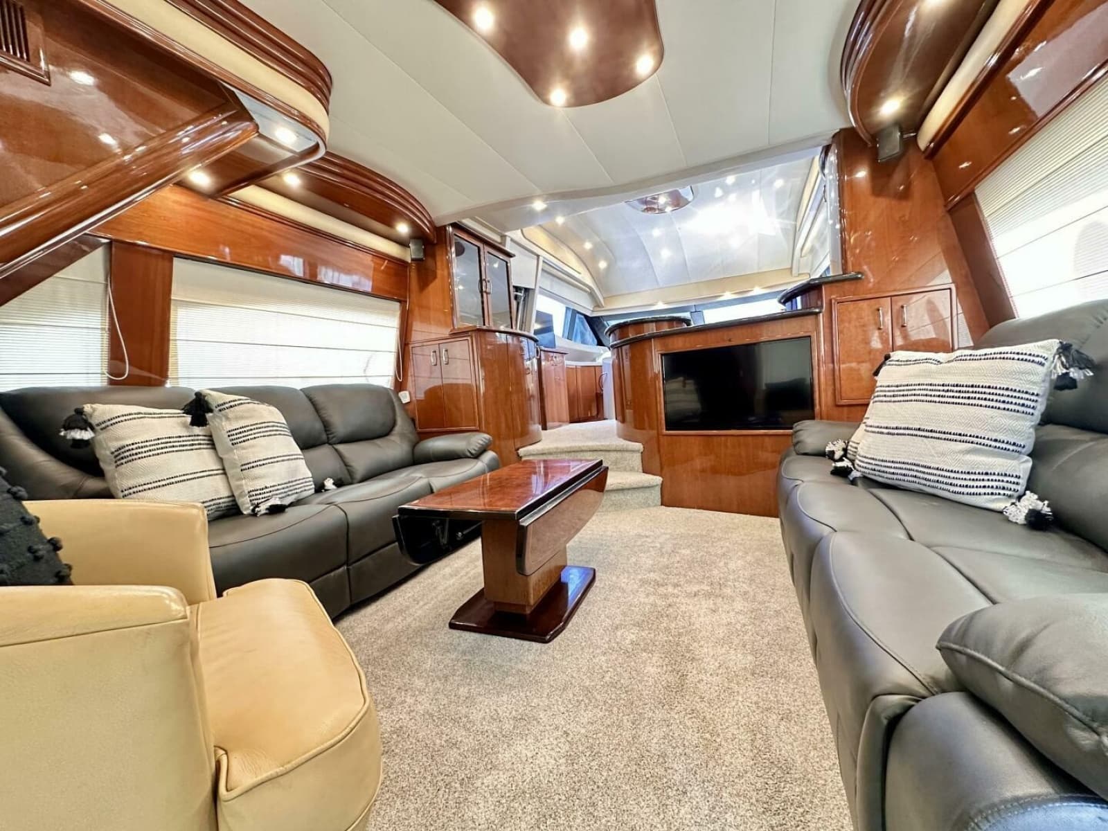 2006 Marquis 59