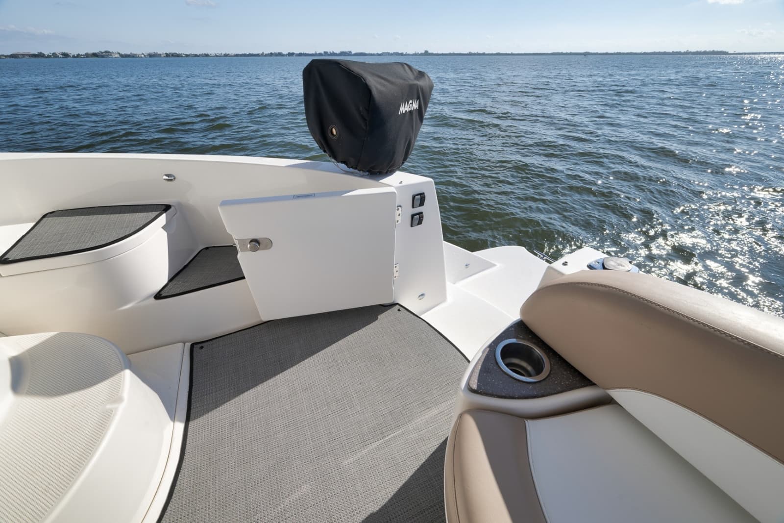 2012 Meridian 441 Sedan
