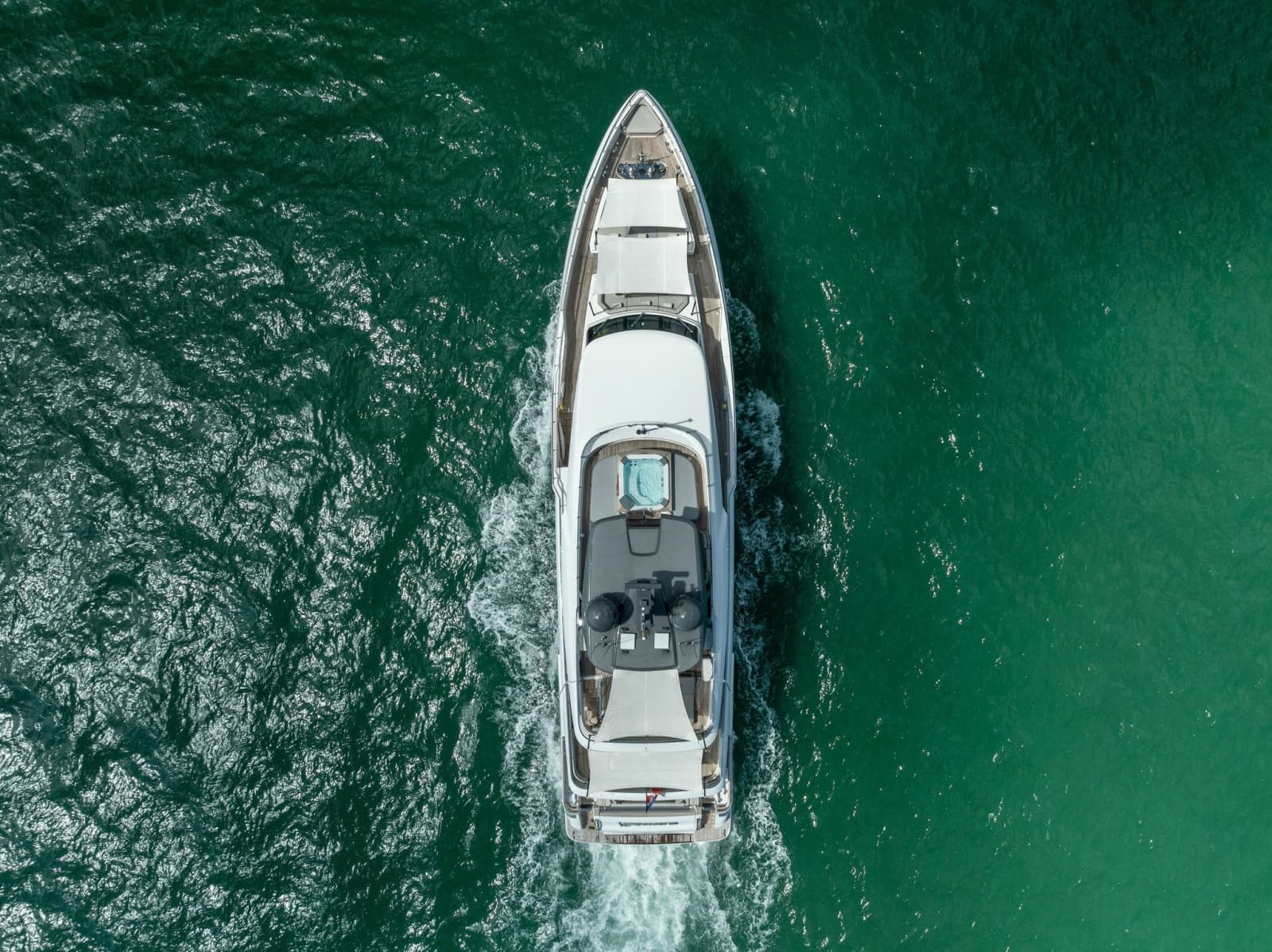 2023 Custom Line 33 Navetta