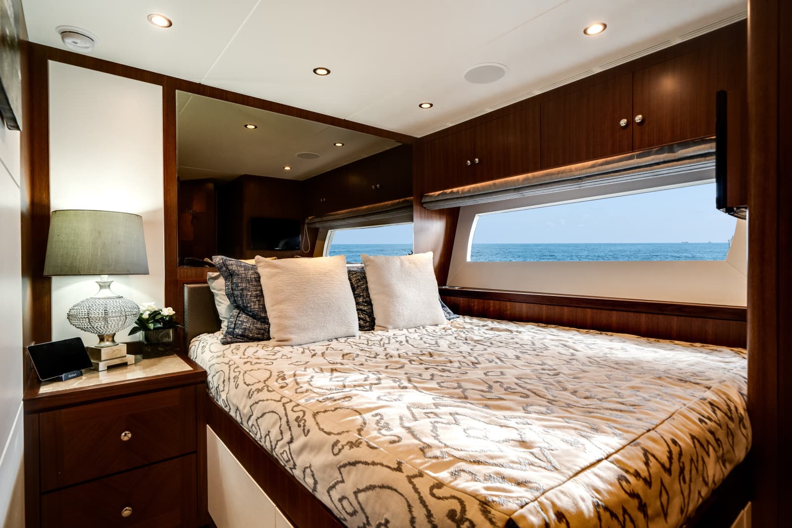 2018 Ocean Alexander 100 MY