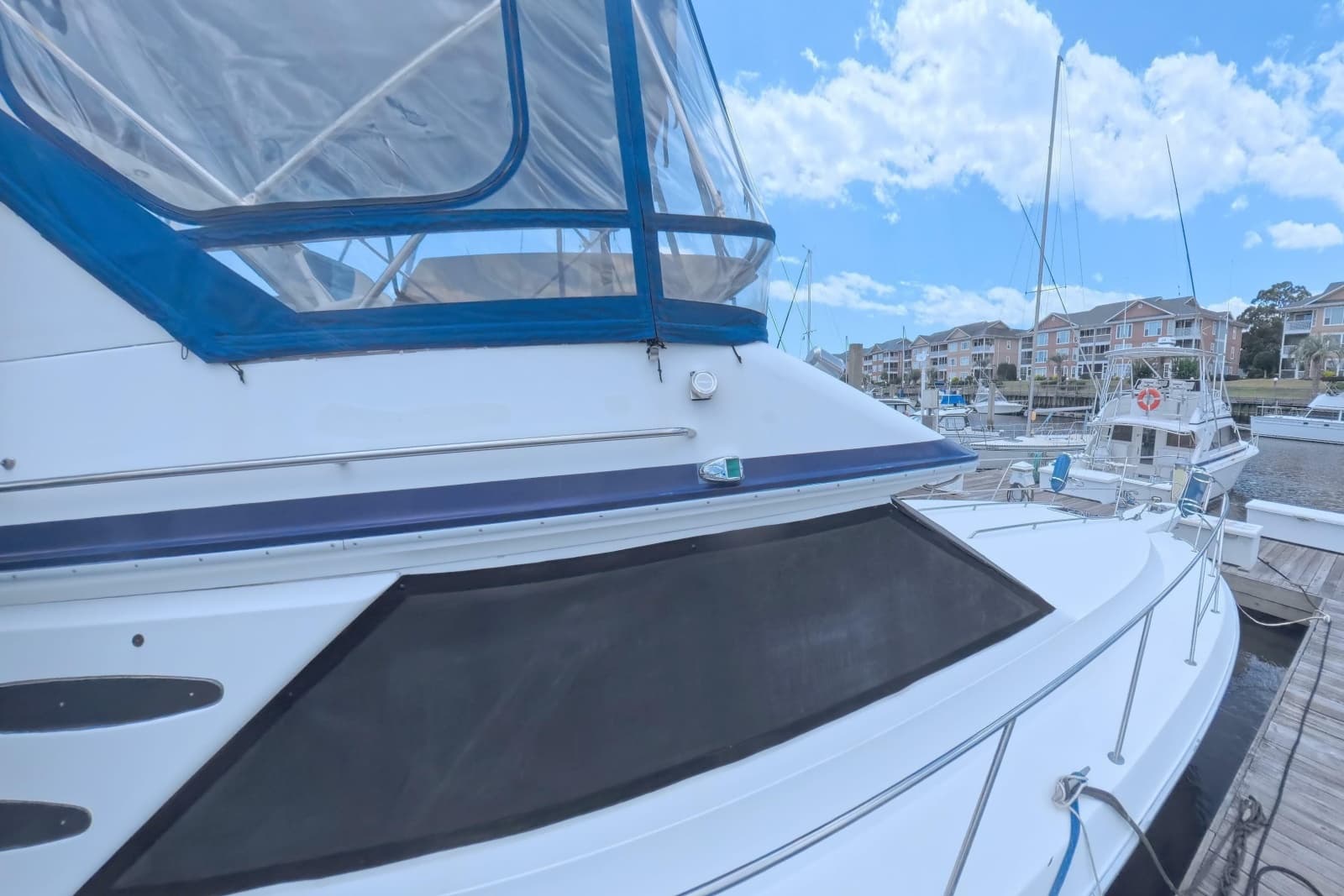 1988 Sea Ray 415 Aft Cabin