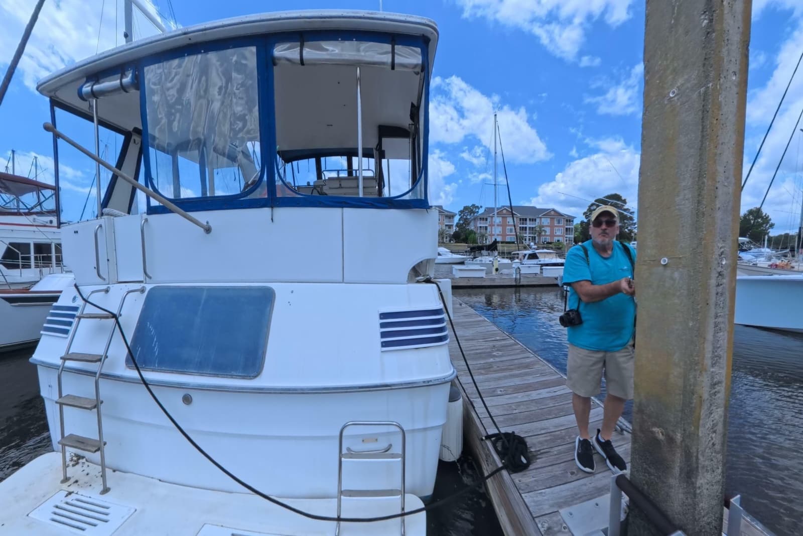 1988 Sea Ray 415 Aft Cabin