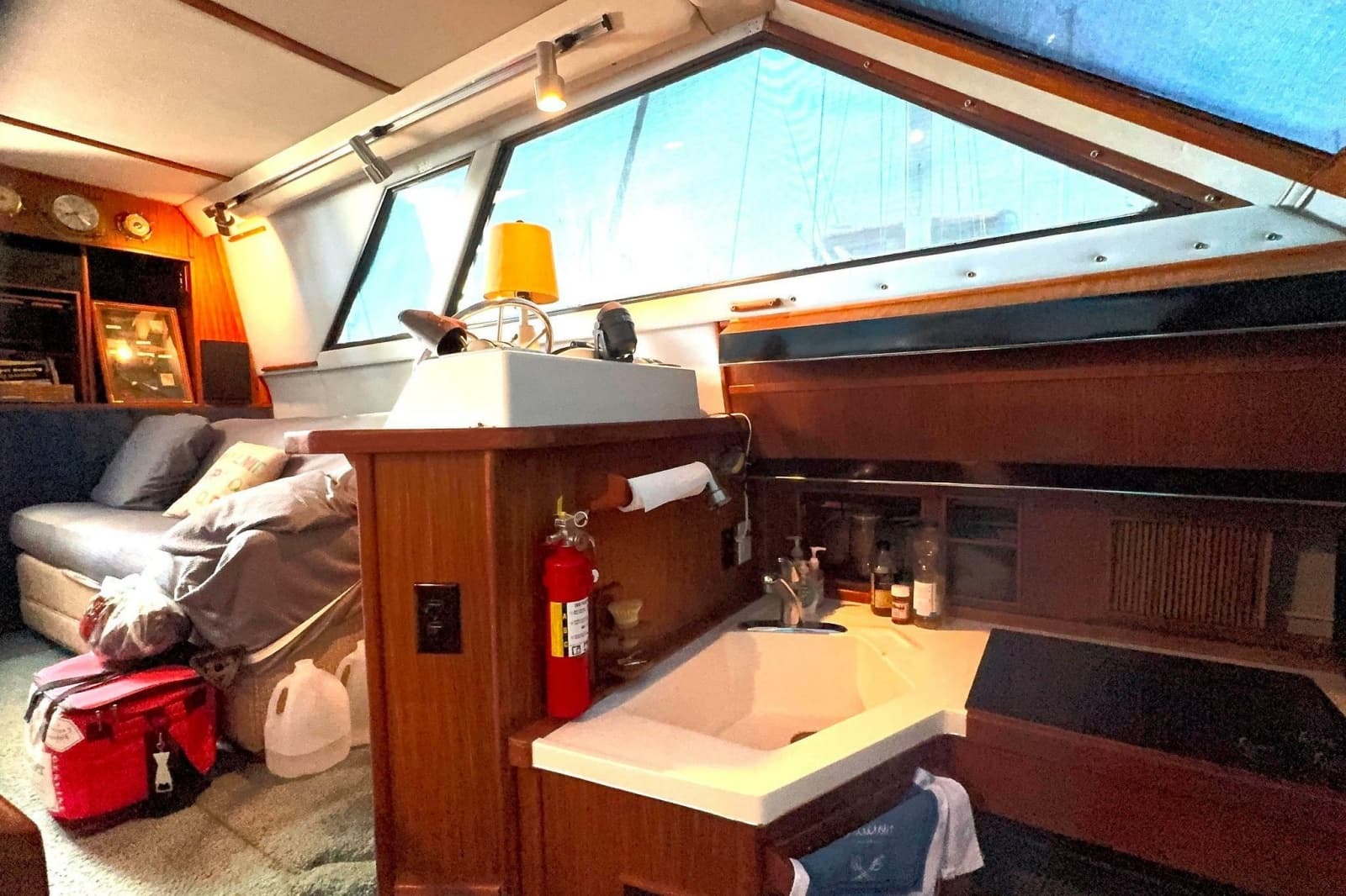 1988 Sea Ray 415 Aft Cabin
