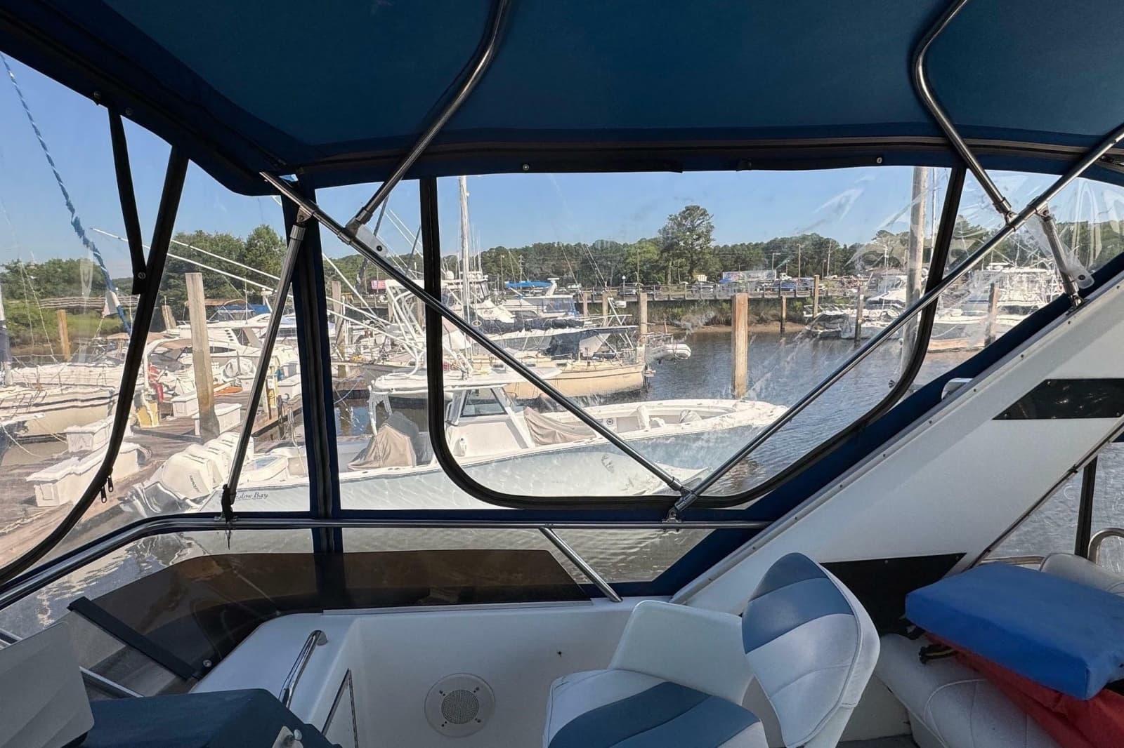 1988 Sea Ray 415 Aft Cabin