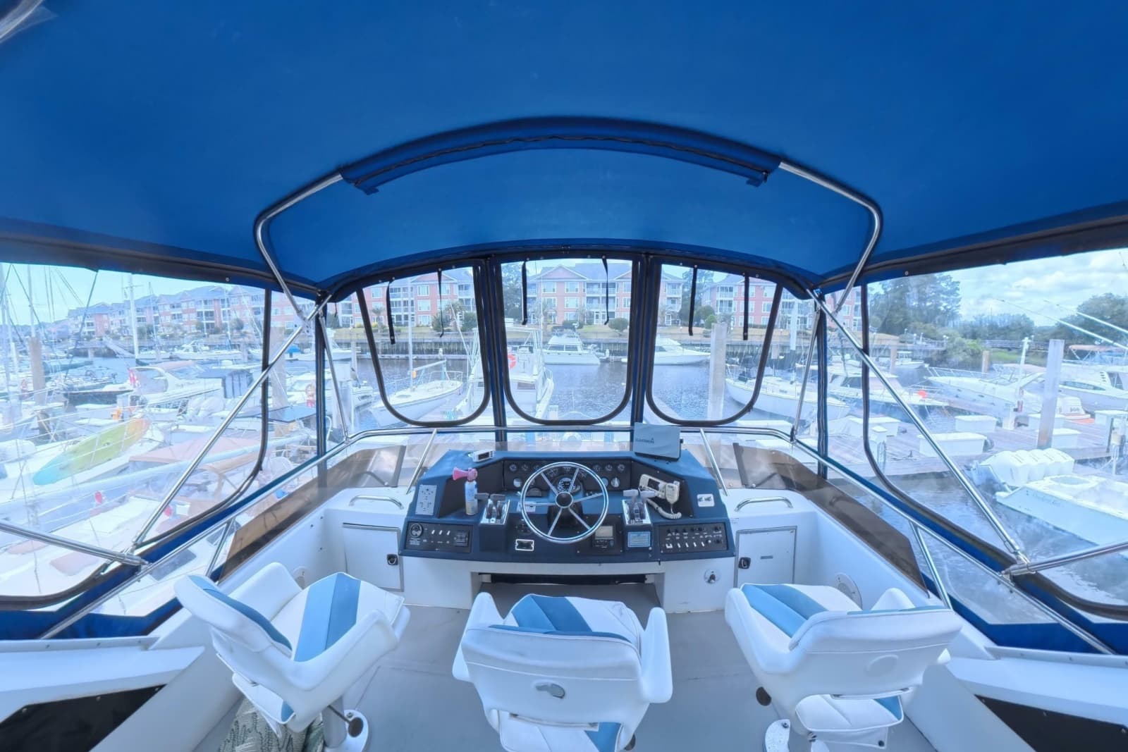 1988 Sea Ray 415 Aft Cabin