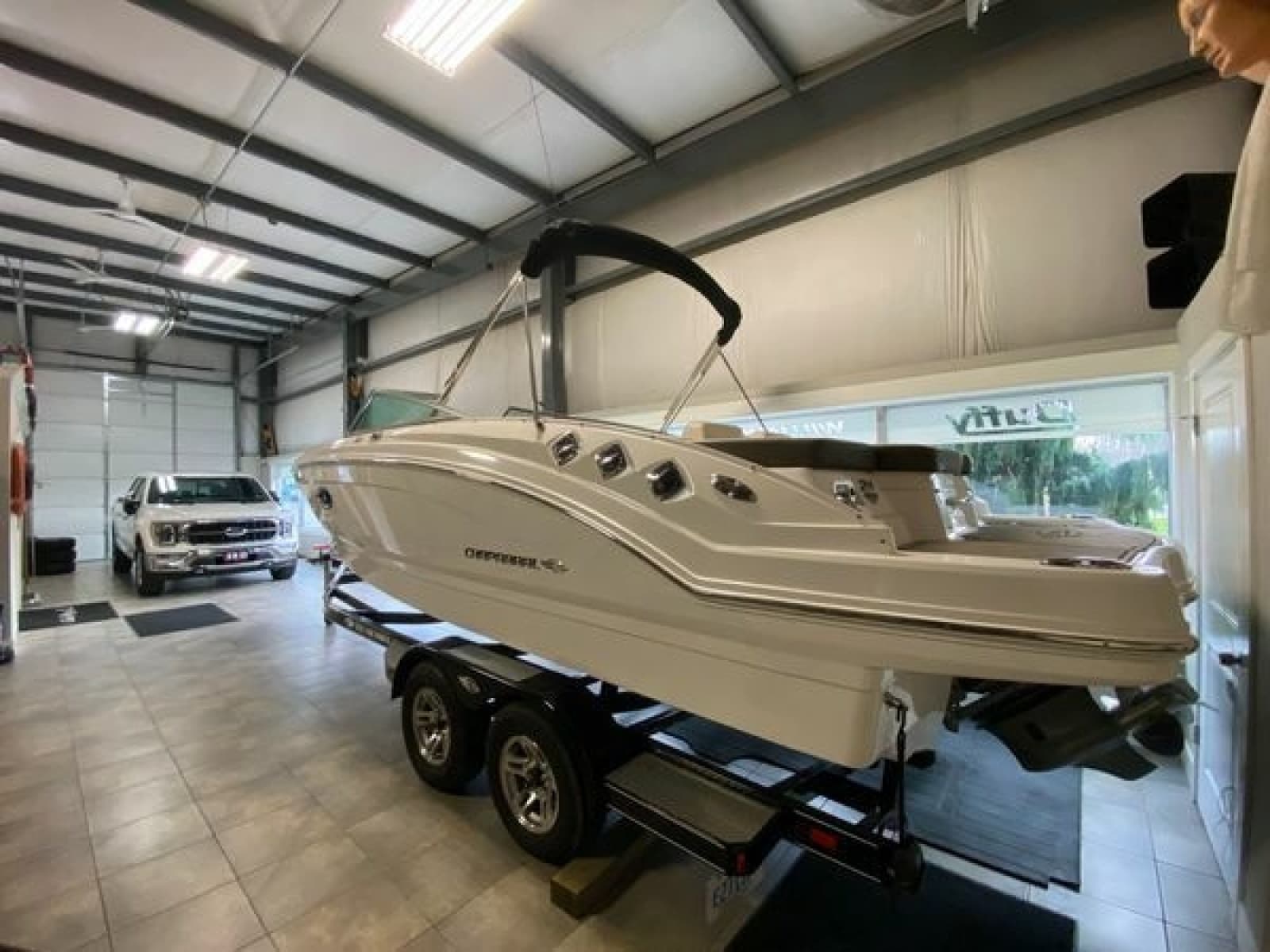 2020 Chaparral 24 SSI