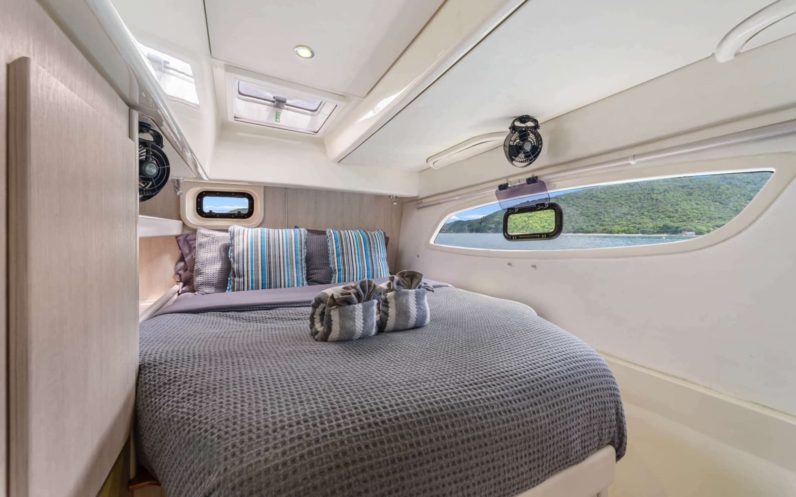 2015 Leopard 44
