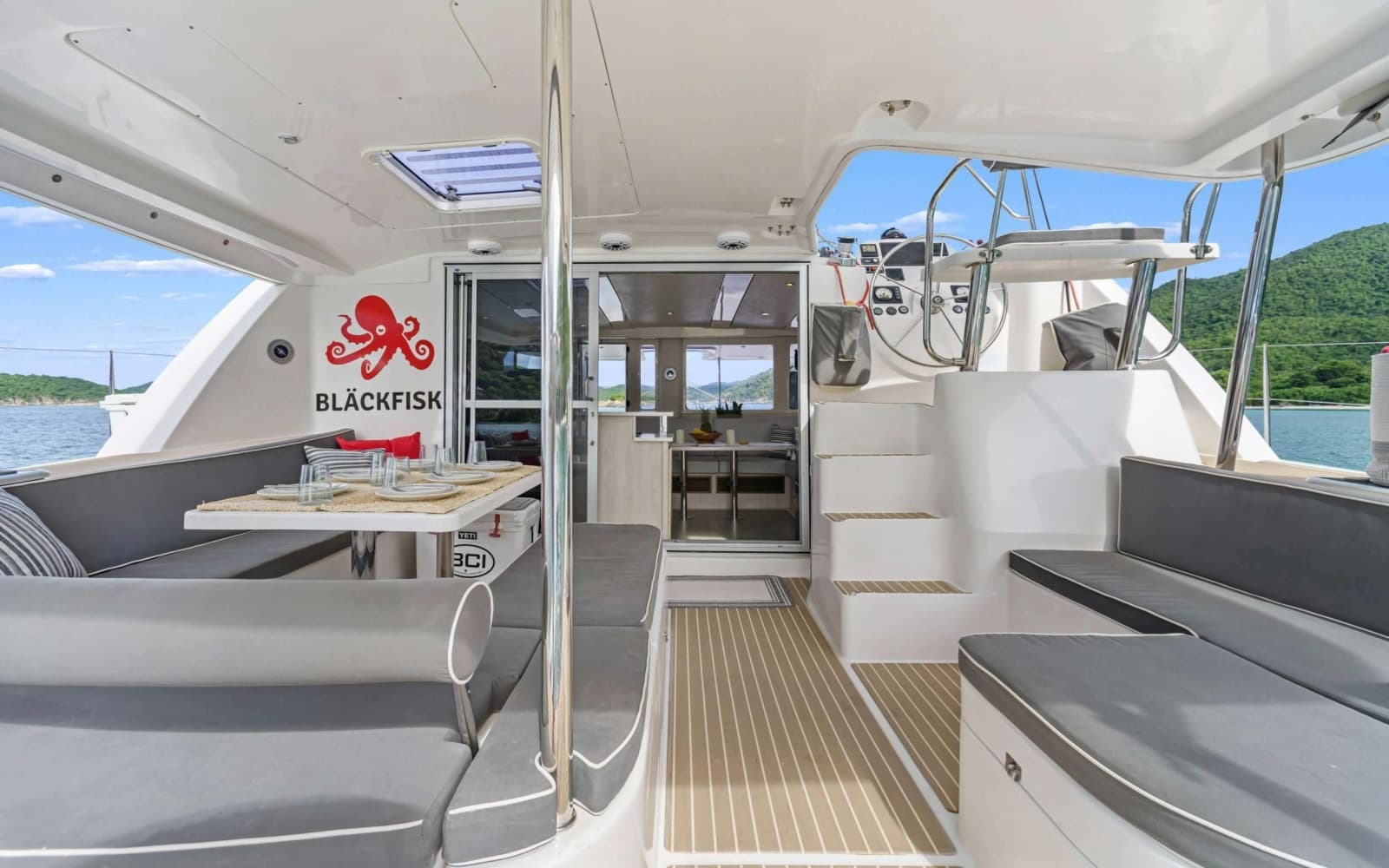 2015 Leopard 44