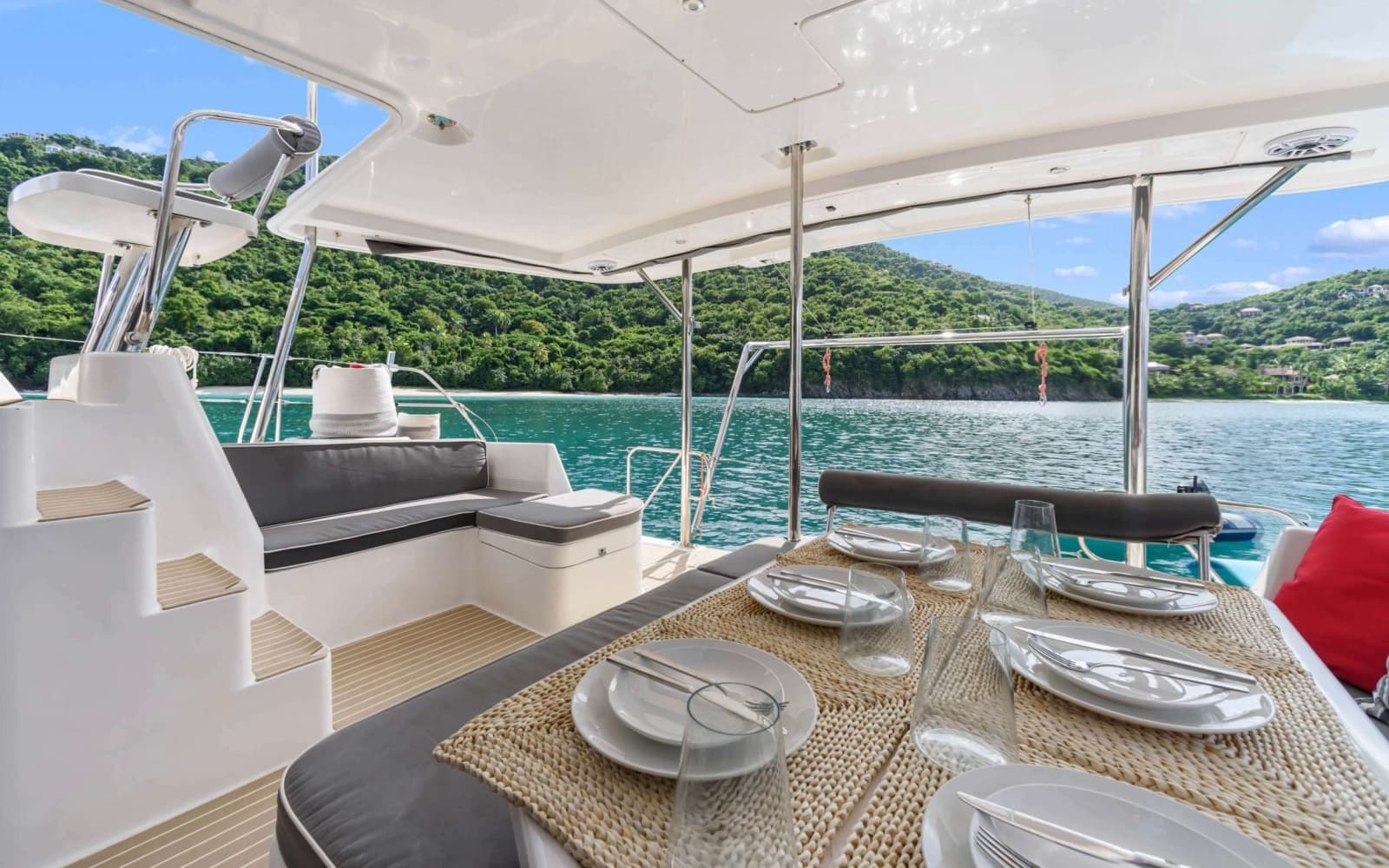 2015 Leopard 44