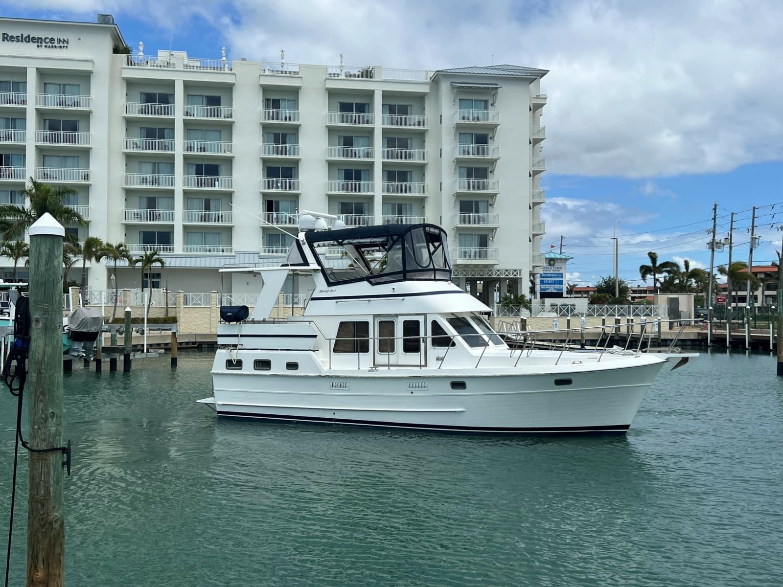 2007 Heritage East 36 Sundeck Trawler