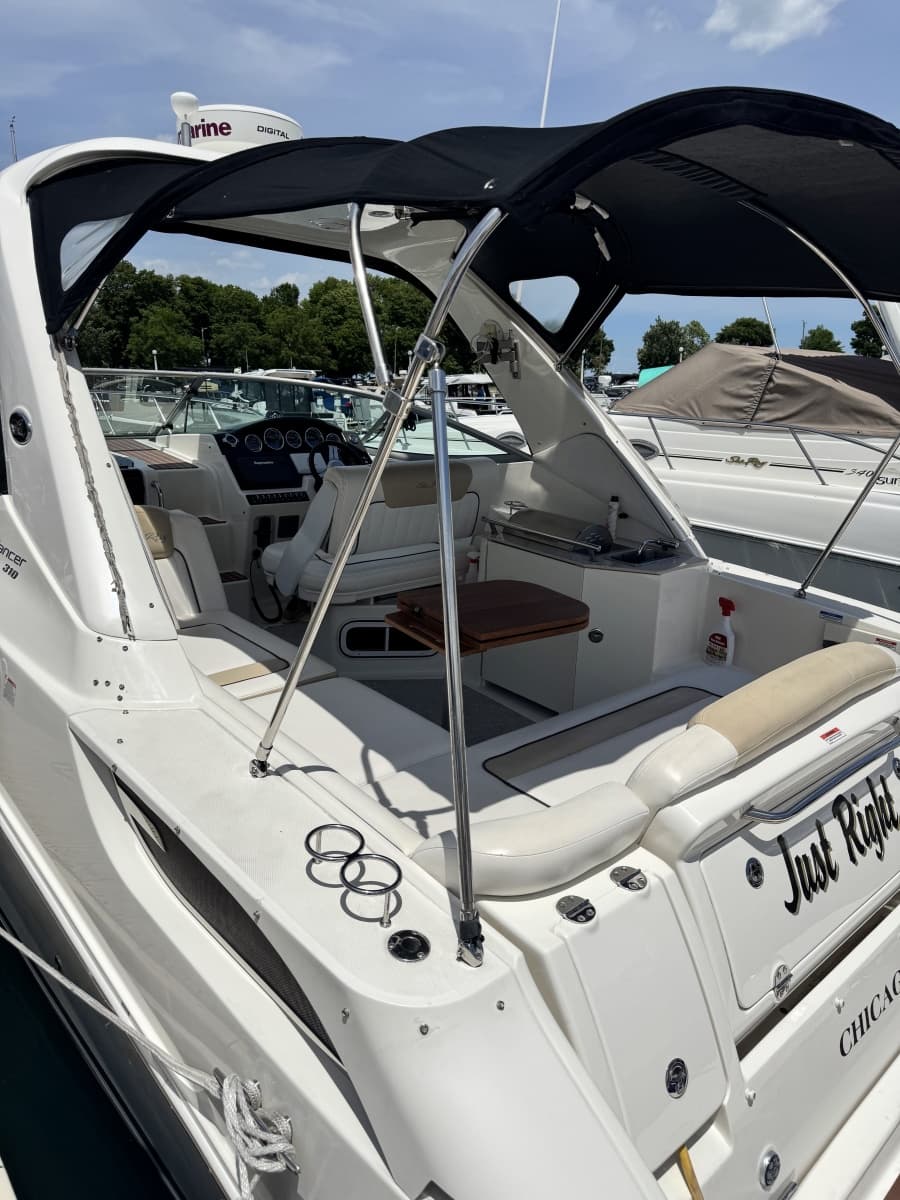 2010 Sea Ray 310 Sundancer