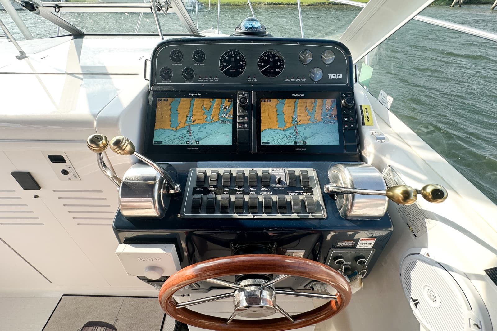2001 Tiara Yachts 2900 Coronet