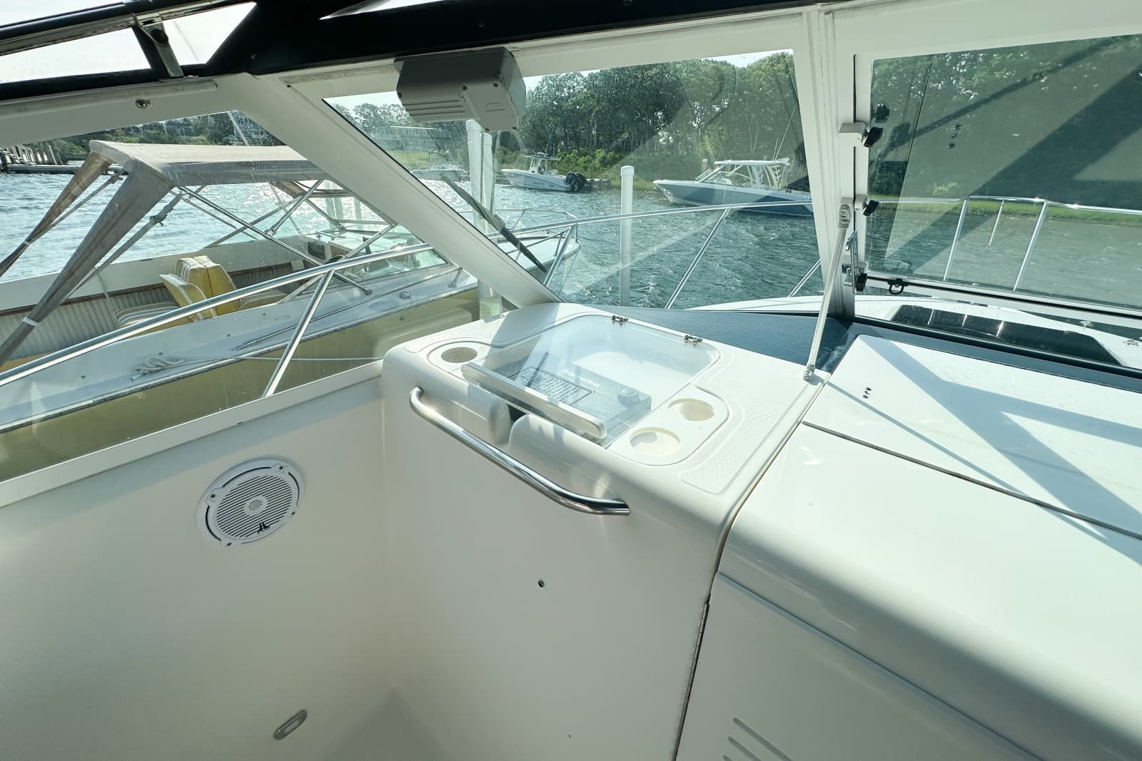 2001 Tiara Yachts 2900 Coronet