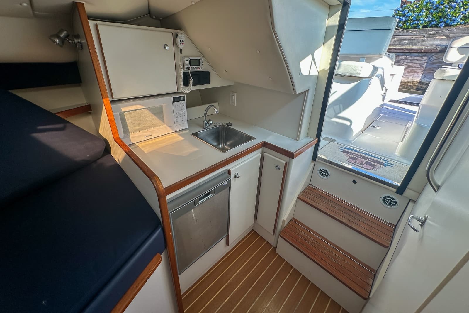 2001 Tiara Yachts 2900 Coronet
