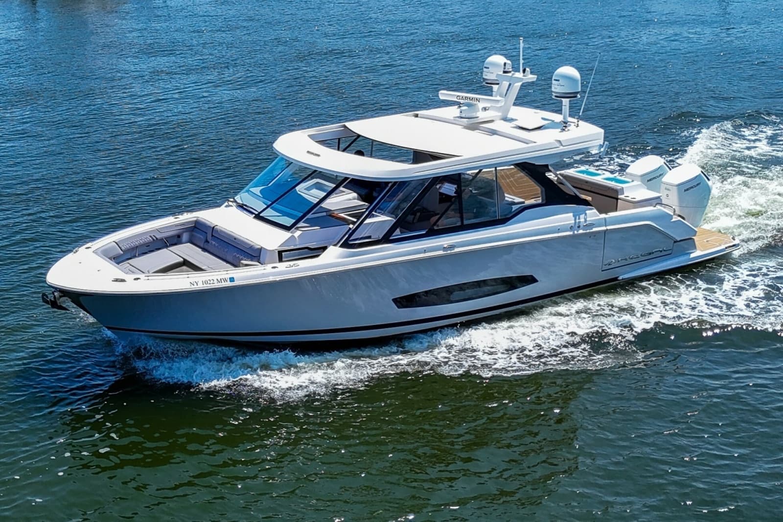 2025 Regal LX43