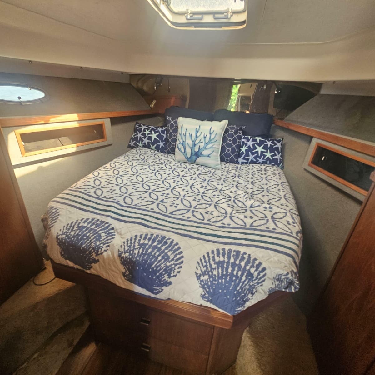 1988 Tiara Yachts 