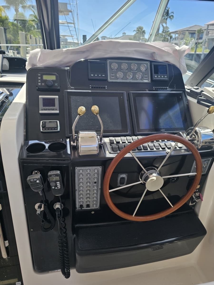 2003 Tiara Yachts 3800 Open