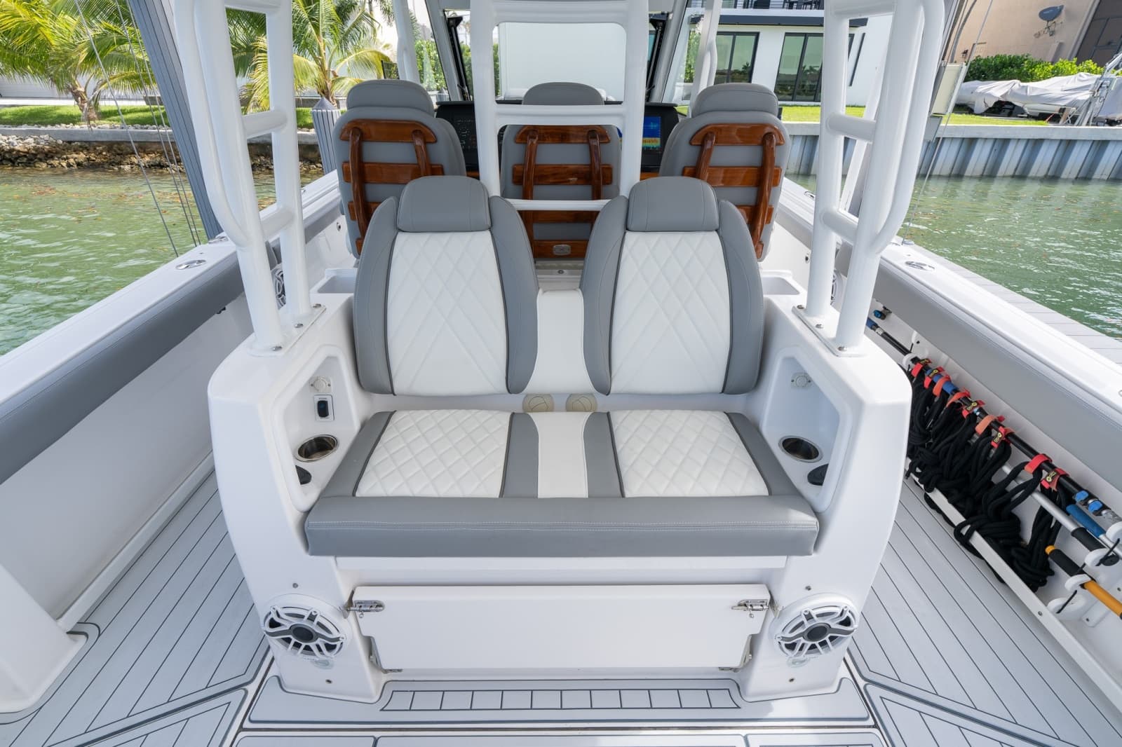 2023 Everglades 395 Center Console