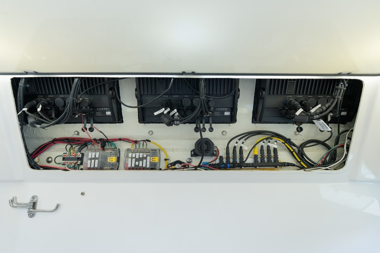 2023 Everglades 395 Center Console