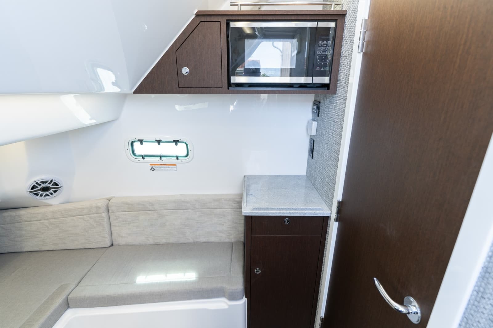 2023 Everglades 395 Center Console