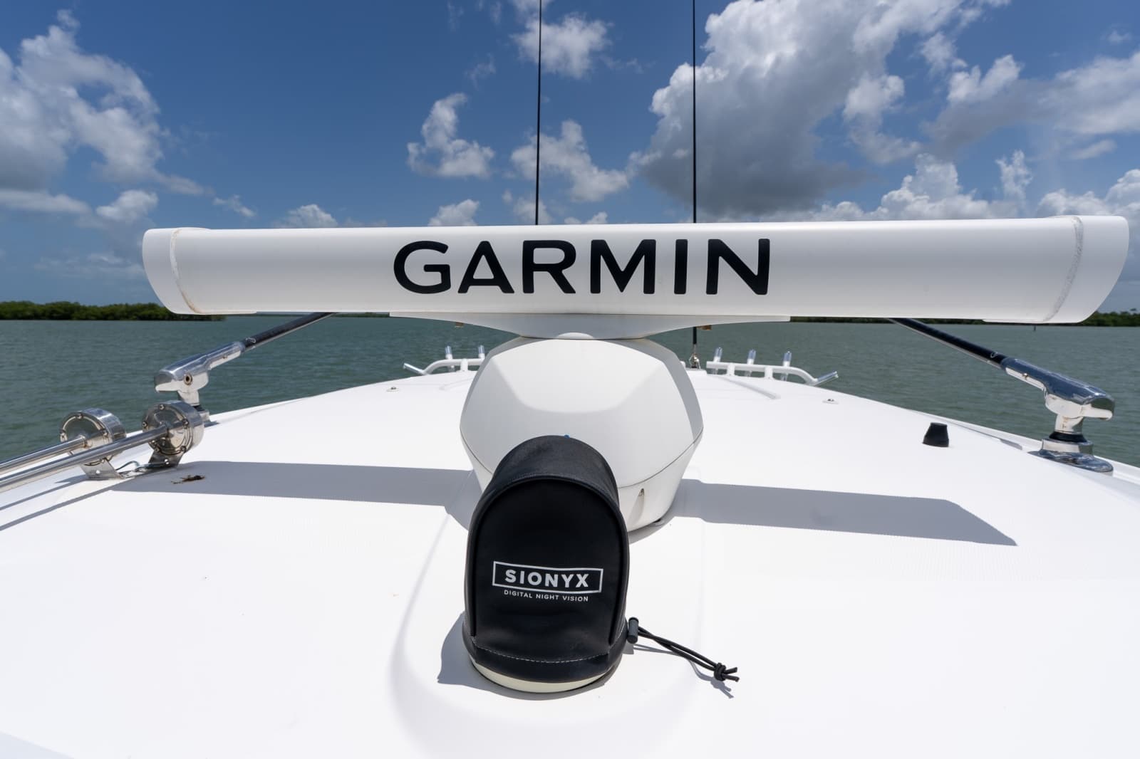 2023 Everglades 395 Center Console