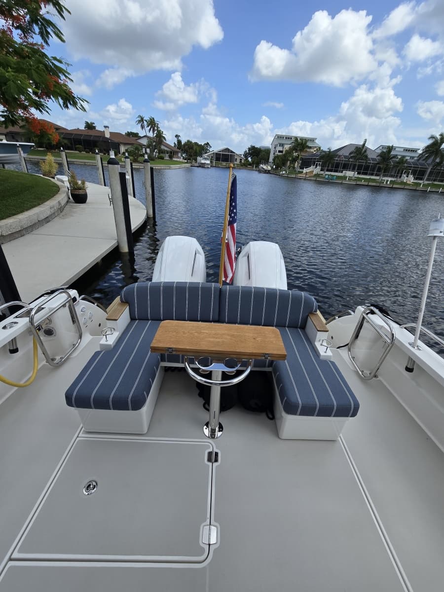 2025 Back Cove 39O