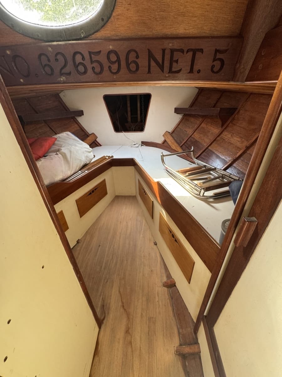 1979 Nielsen 44 Cutter Rigged