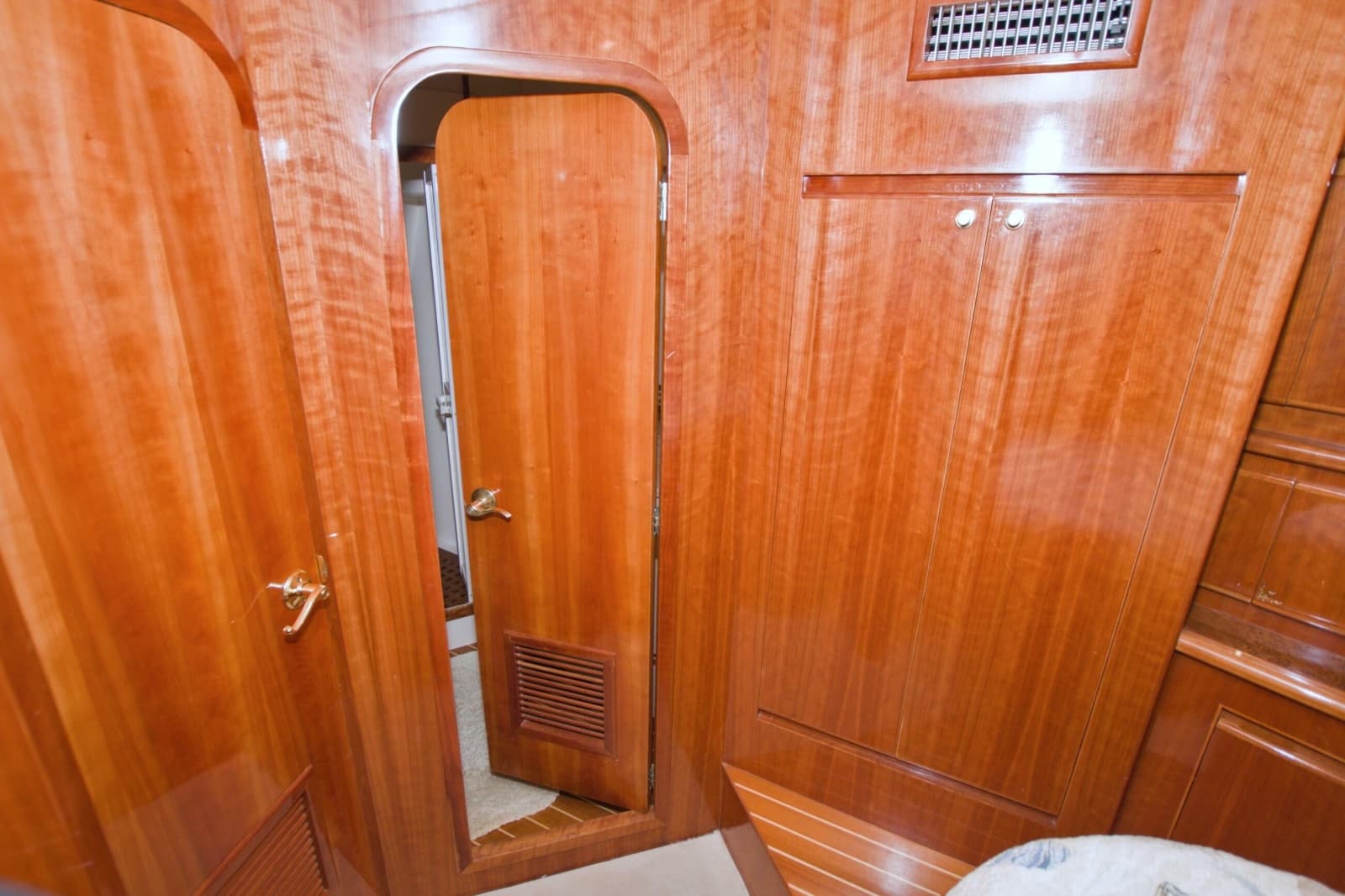 2000 Novatec 60 Islander