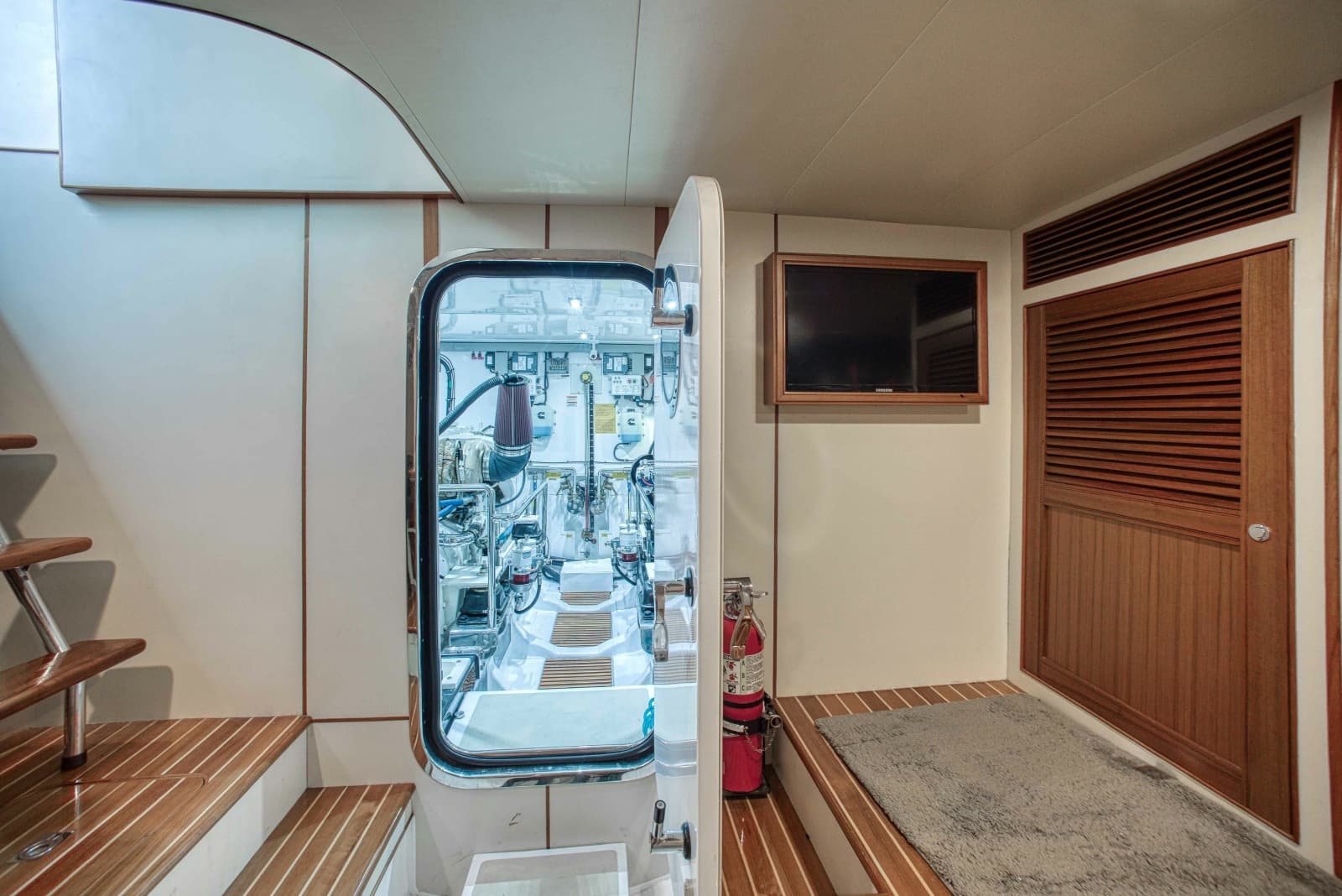 2016 Marlow Explorer 58E