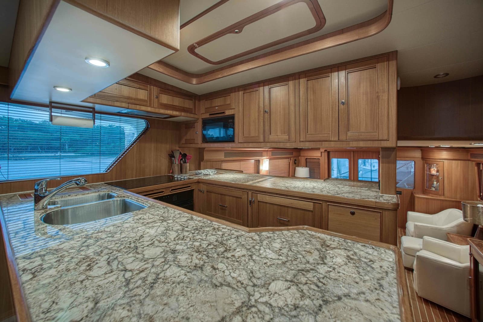 2016 Marlow Explorer 58E