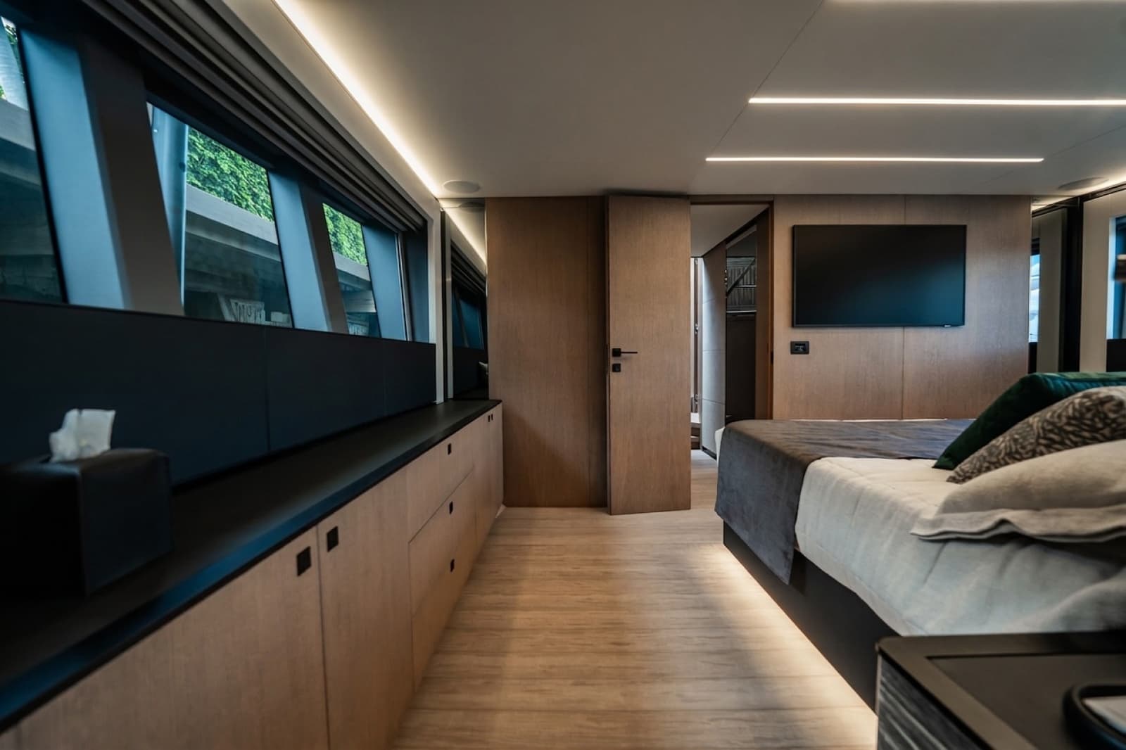 2024 Astondoa 66 Flybridge