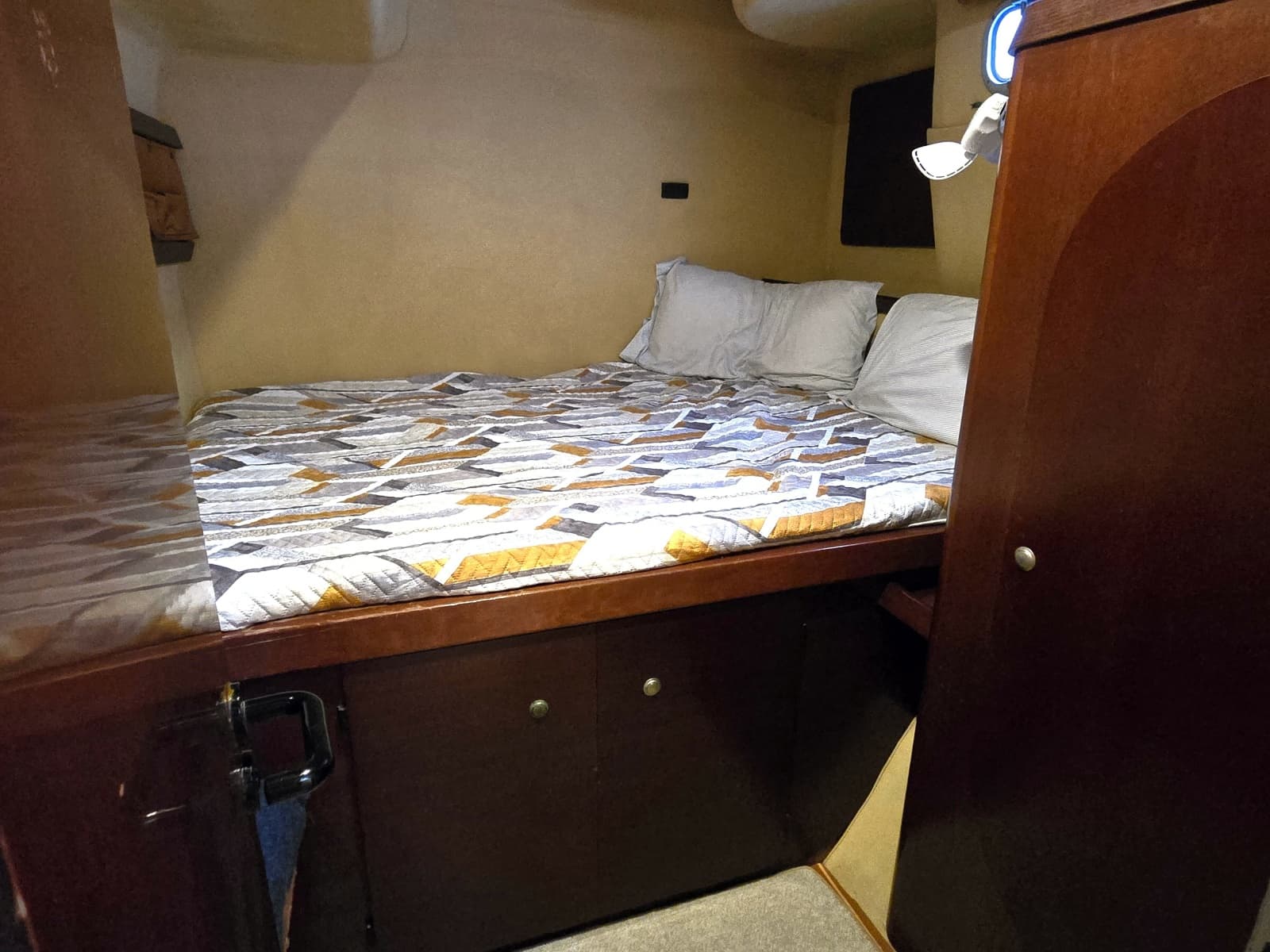 1996 Fountaine Pajot Venezia 42