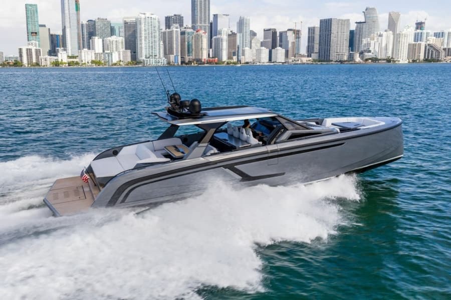 2024 Vanquish Yachts VQ55