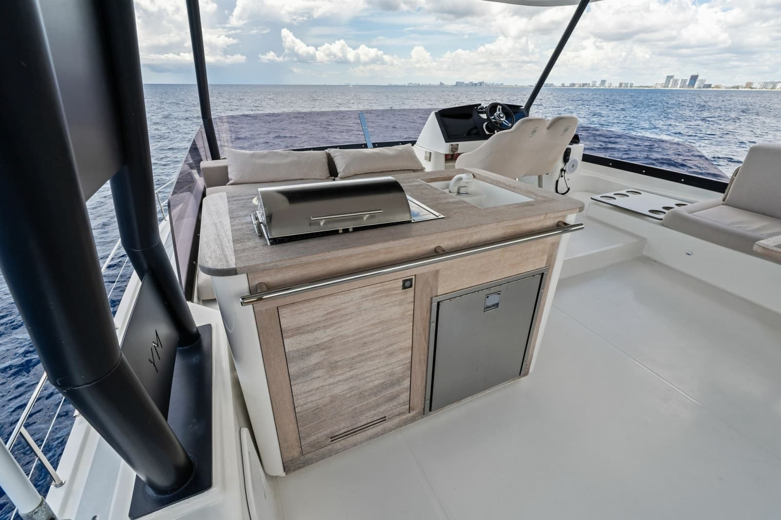 2024 Fountaine Pajot MY6