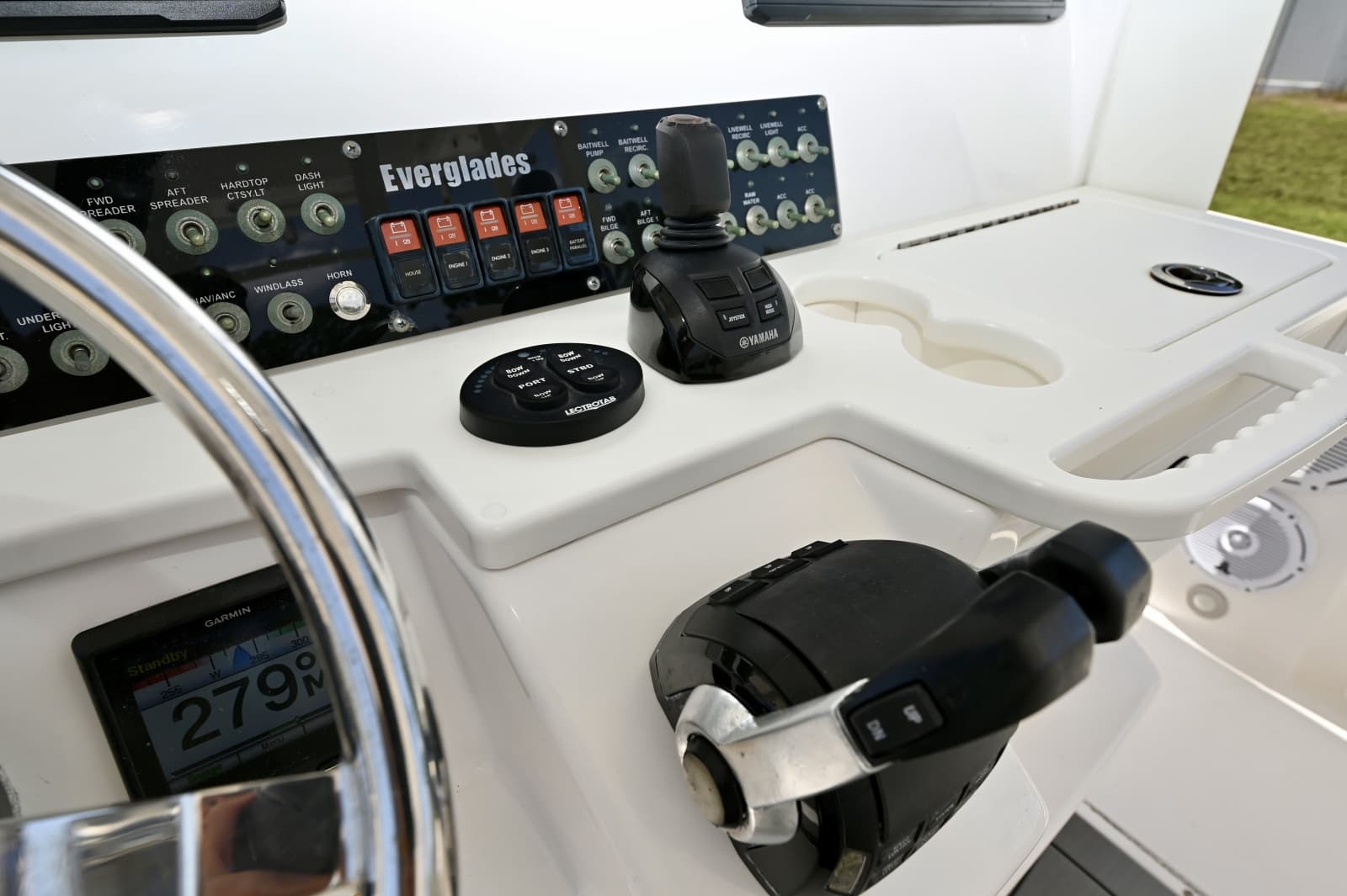  Switch Panel & Trim Tabs
