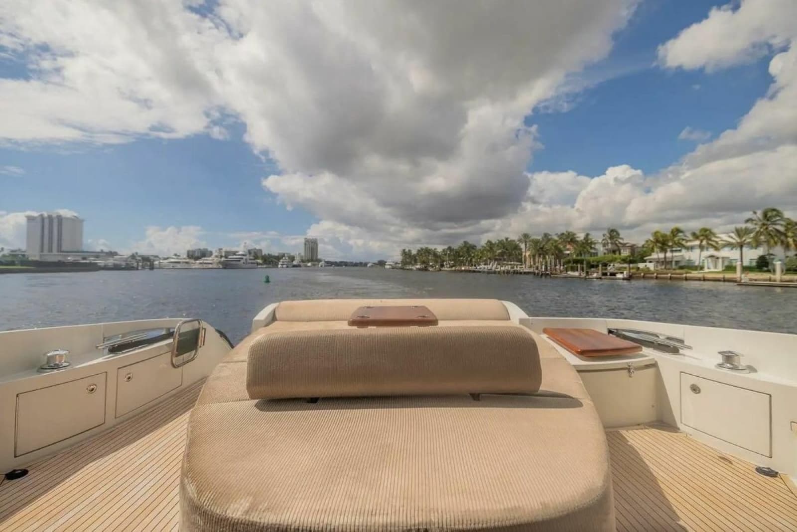 2008 Azimut 62S
