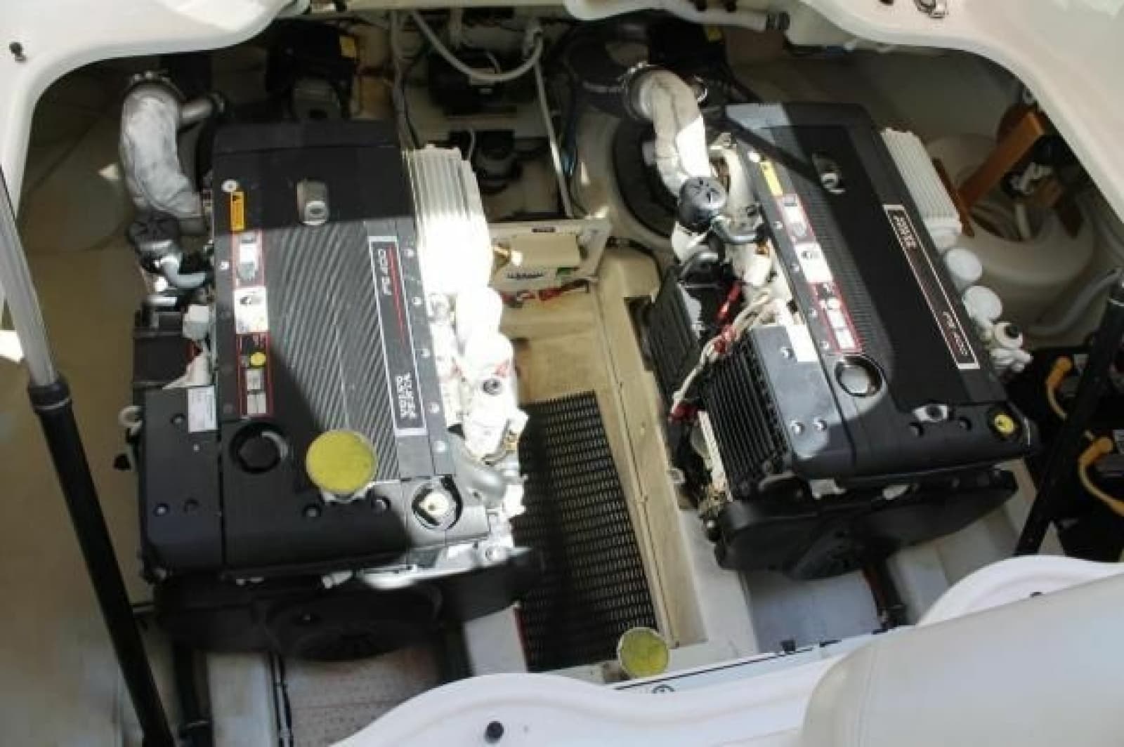 2008 Tiara Yachts 3500 Sovran
