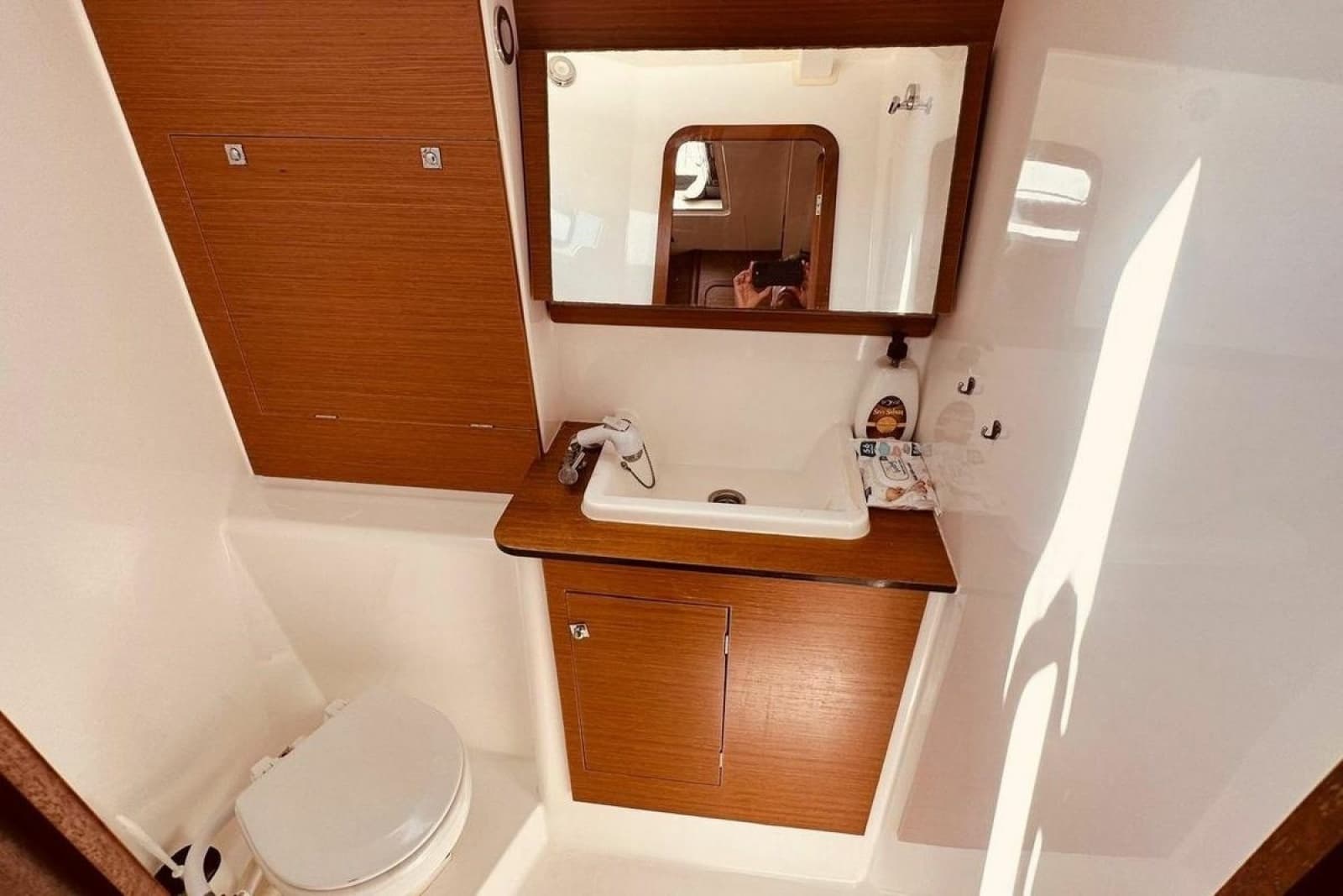 2017 Dufour 460 Grand Large
